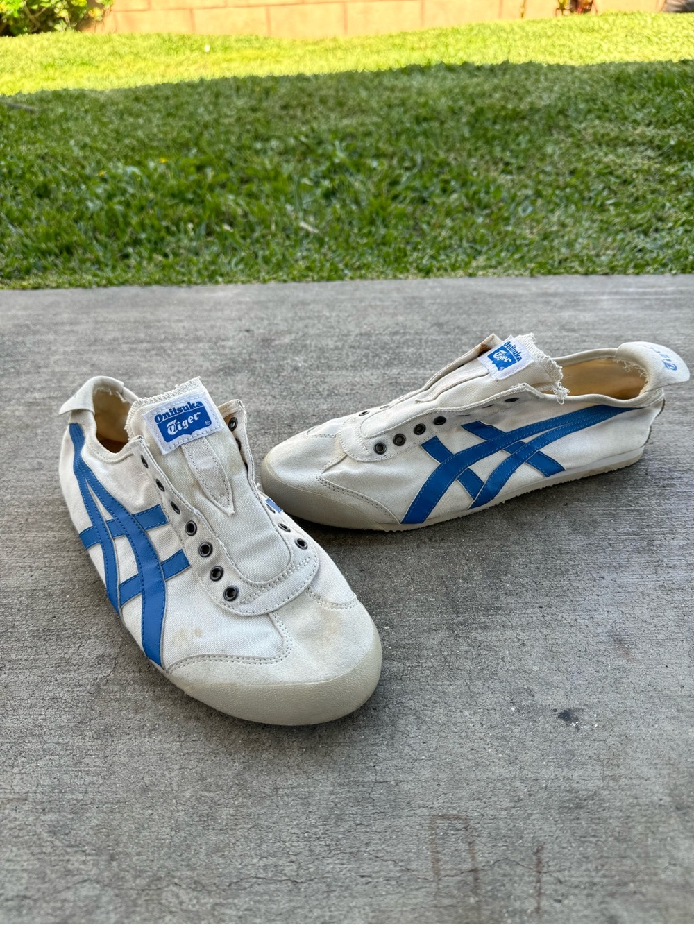 Onitsuka Tiger by Asics White and Blue Mexico 66 Slip-On Sneakers